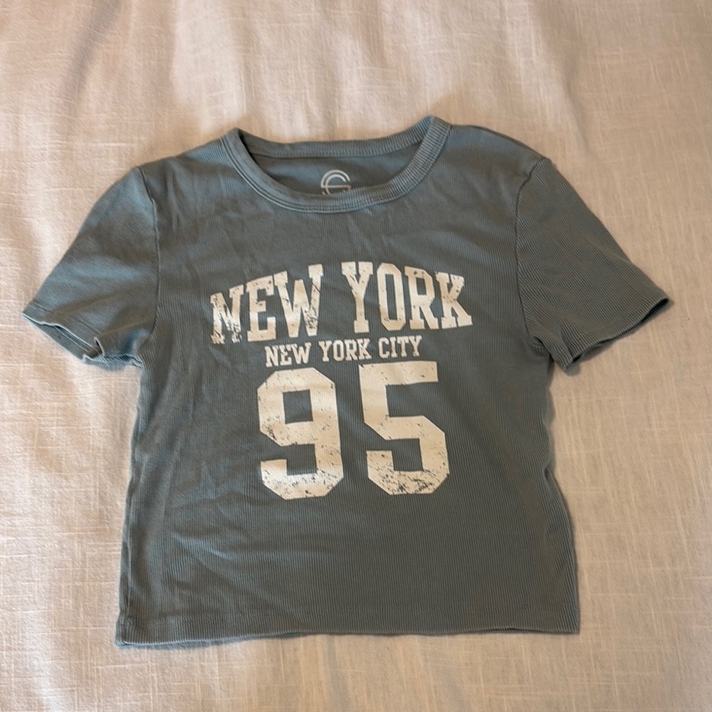 Ribbed Crop Blue Graphic Tee
